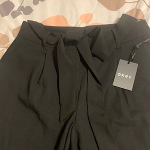 DKNY SIZE 8 business pants